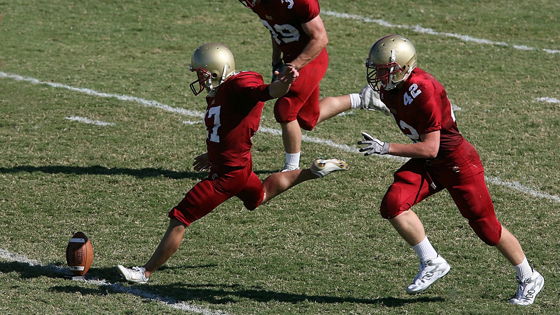 爱游戏官网-【投手之战】DeGrom与Nola的投球技术深度剖析，投手规则