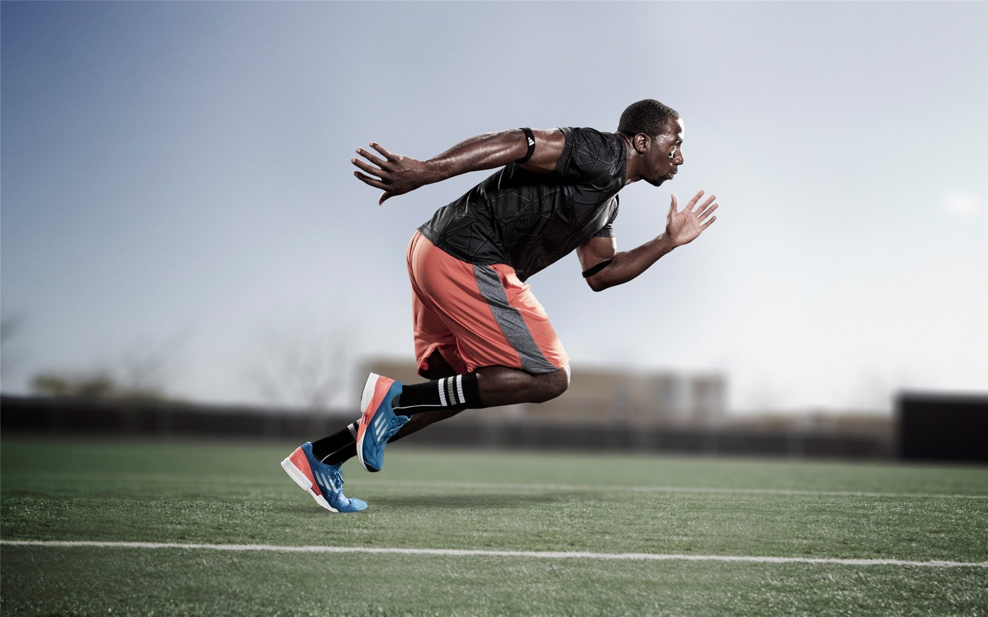 法甲：里昂2-1战胜蒙彼利埃，队长扳平后反超，法甲里昂主场叫什么名字